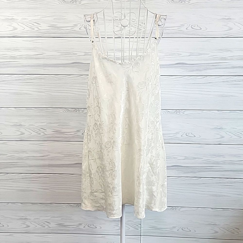 Delicates slip night dress ivory colored rose print Women's Size L